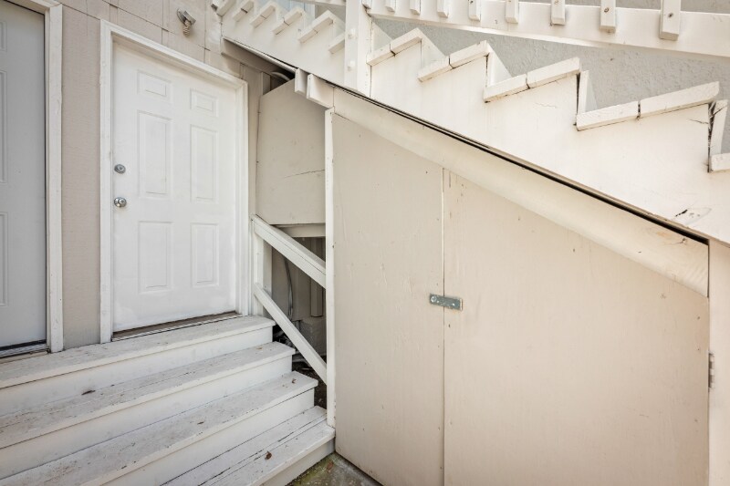 Building Photo - 3524 Boulevard St