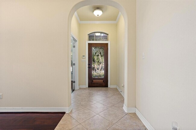 Building Photo - 8704 Old Corral Cove