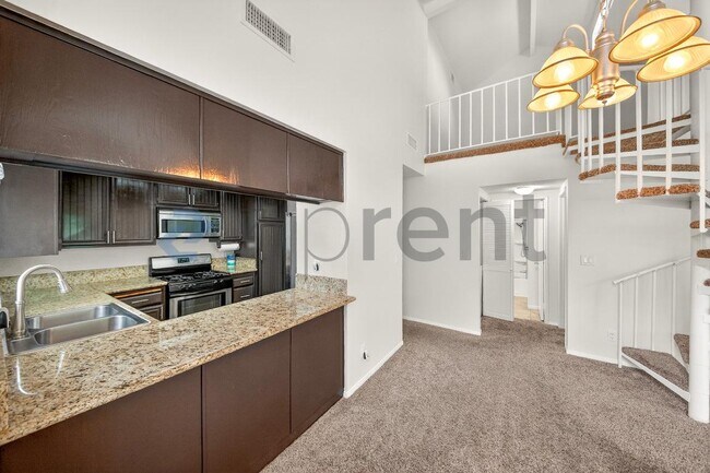 Building Photo - 26854 Claudette St