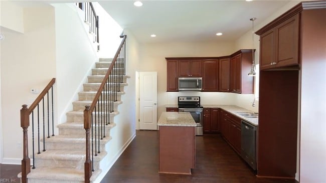 Building Photo - 6395 Partridge St