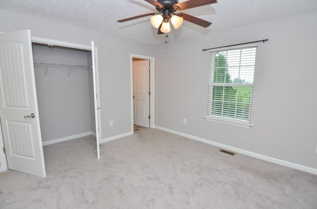 Building Photo - 2455 New Holland Cir