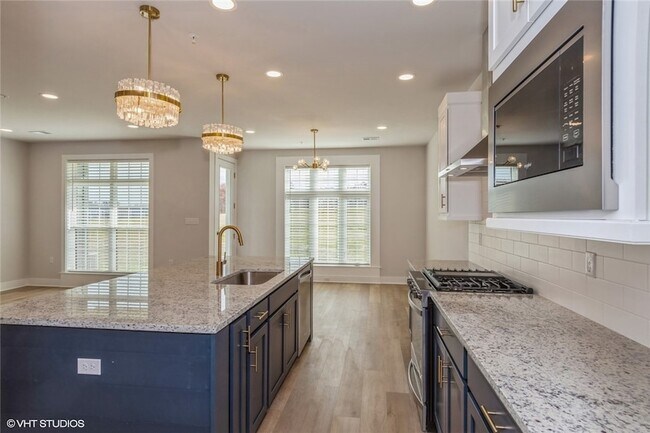 Building Photo - 403 Cranford Wy