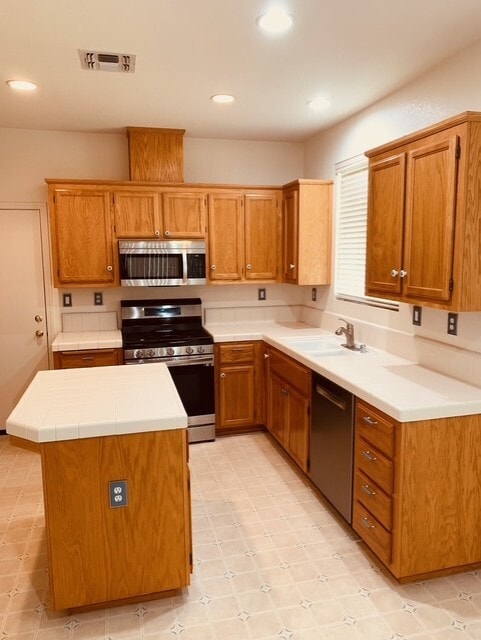 Building Photo - 701 Crawdad Ct
