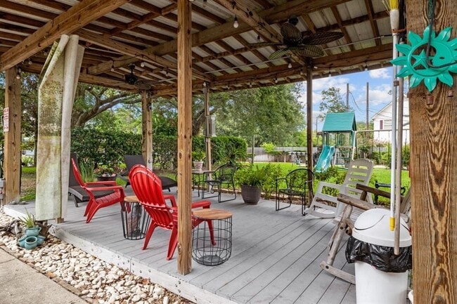 Building Photo - 7648 Broadview Dr