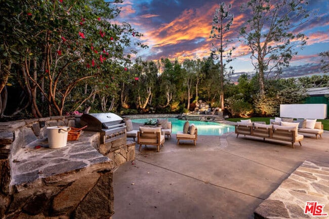 Building Photo - 11797 Chaparal St