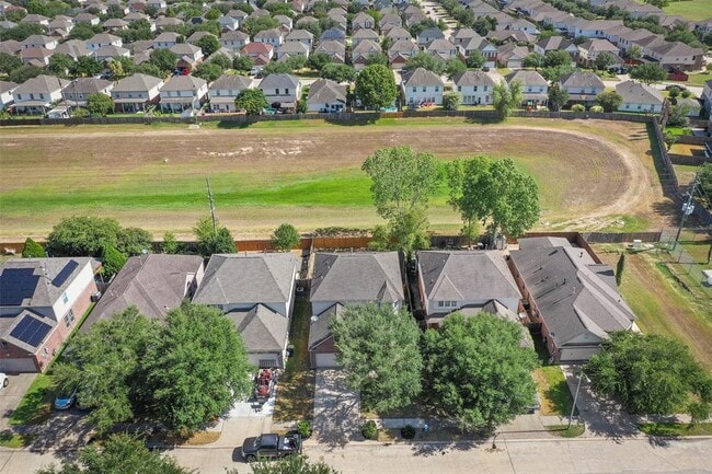 Building Photo - 19326 Camellia Knoll Trail