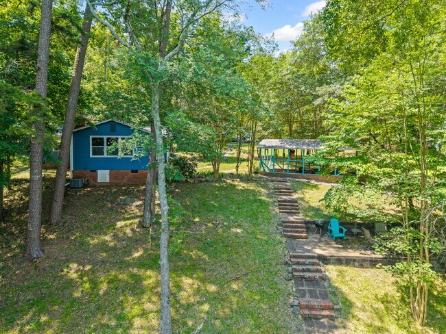 Building Photo - 4116 Tuffy Ln