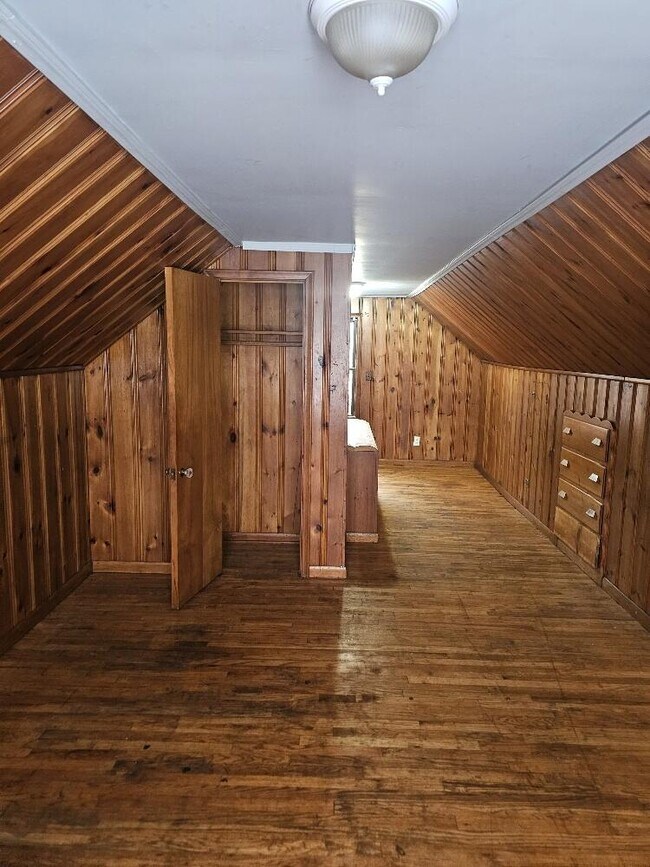 Building Photo - 19626 Revere St