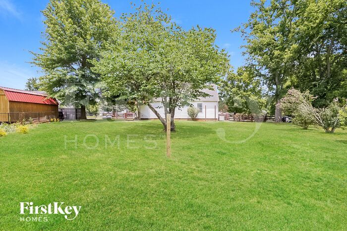 Building Photo - 2423 Paddock Dr