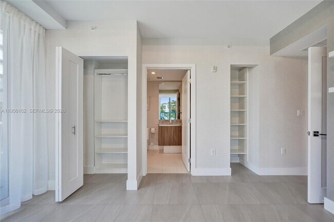 Building Photo - 1170 101st St