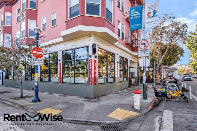 Building Photo - 450 Hayes St