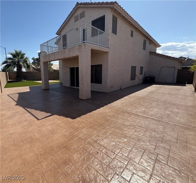 Building Photo - 4520 Grand Rock Dr