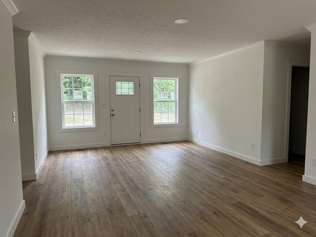 Building Photo - 1332 Paden Dr