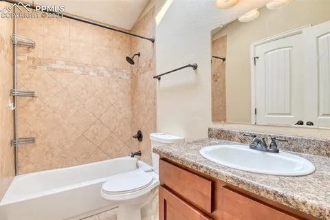 Building Photo - 6250 Northwind Dr