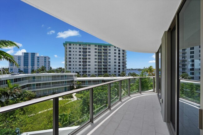 Building Photo - 1135 103rd St