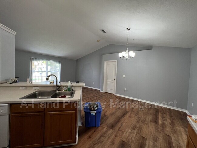 Building Photo - 4104 Cannon Ct