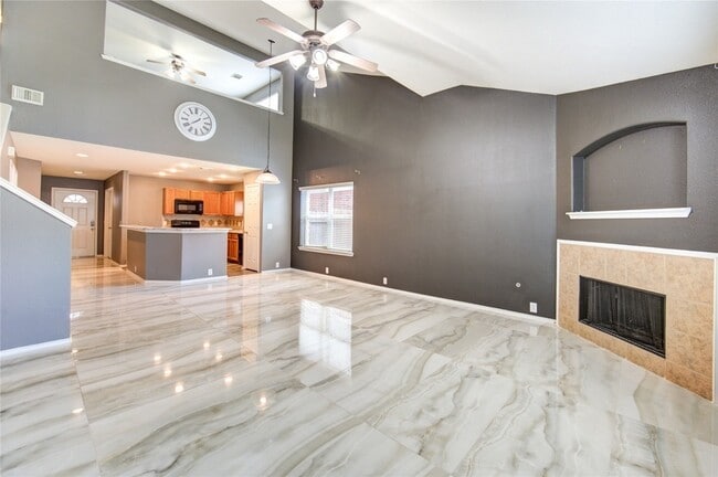 Building Photo - 5711 Kenwood