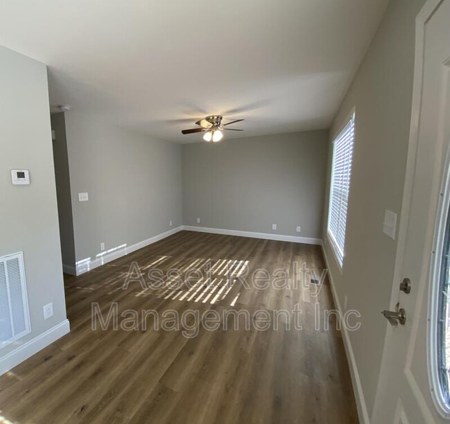 Building Photo - 252-254 Highland Avenue - 254
