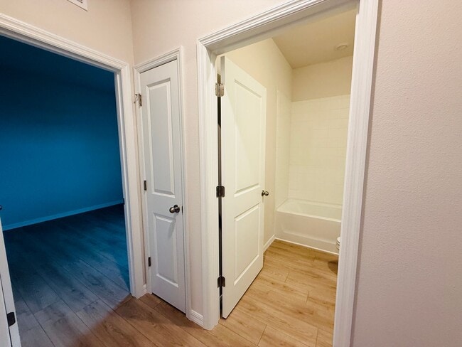 Building Photo - New build -  Be the 1st to move into this 4 bedroom home in Parish!