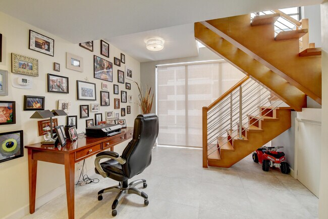 Building Photo - 2155 S Ocean Blvd