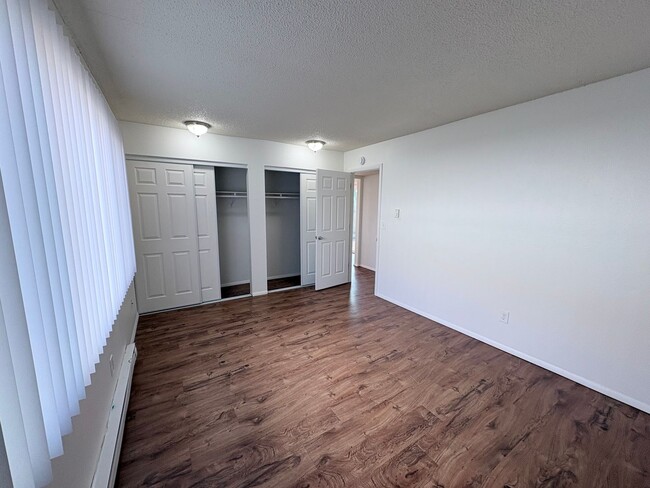 Building Photo - Sh314-316