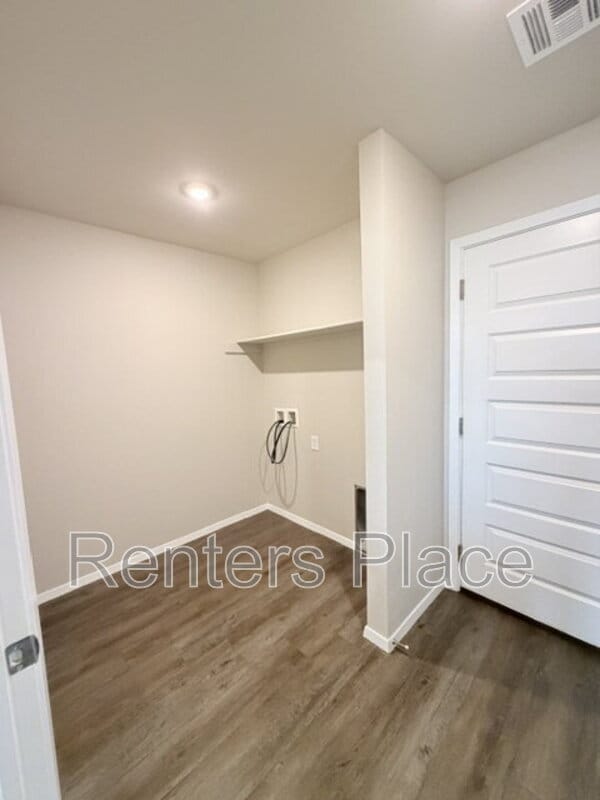 Building Photo - 16216 S 88th E Ave