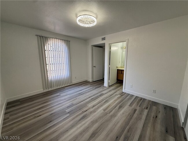 Building Photo - 2980 Juniper Hills Blvd