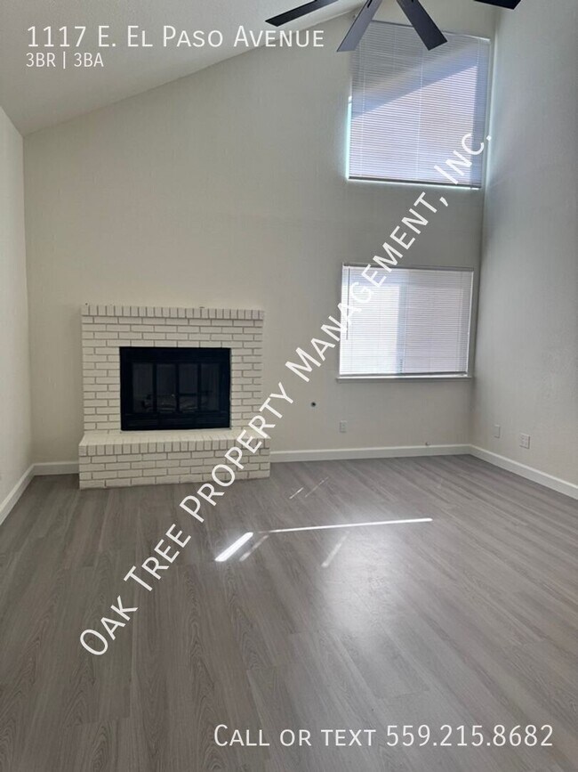 Building Photo - 1117 E El Paso Ave