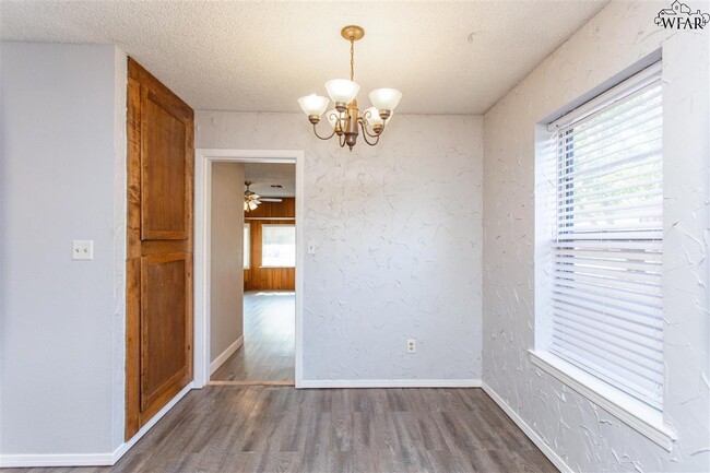 Building Photo - 5238 Kingston Dr