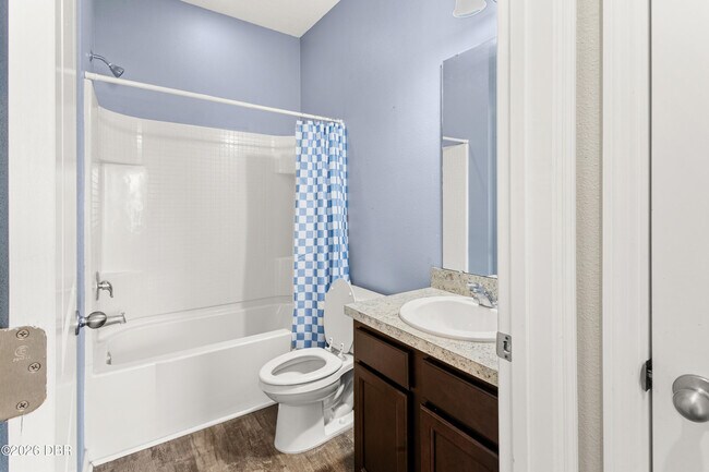 Building Photo - 3017 Blue Shrs Wy
