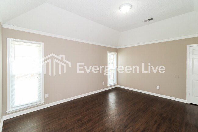 Building Photo - 4124 Glenroy Dr