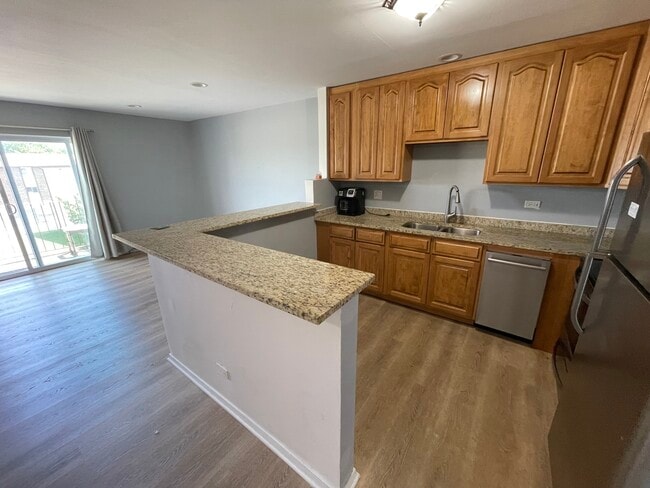 Building Photo - 4214 Bonhill Dr