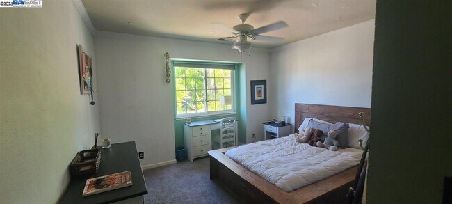 Building Photo - 1127 Mataro Ct