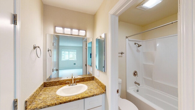 Building Photo - 531 Alameda del Prado