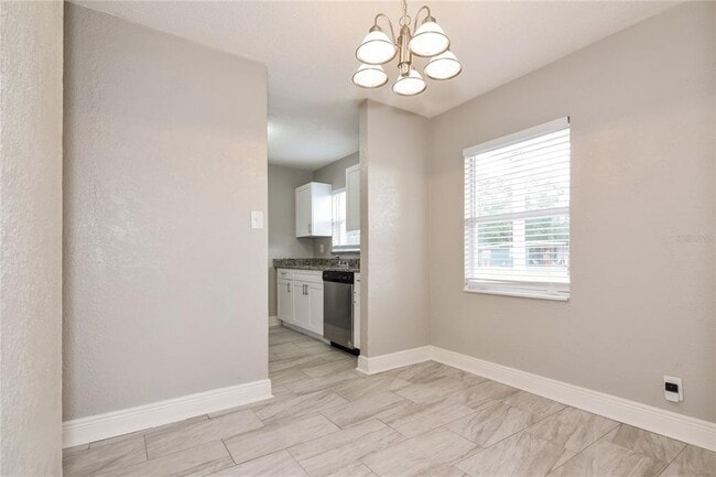 Building Photo - 4805 S 88th St