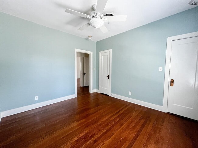 Building Photo - 3216 Milby Ave