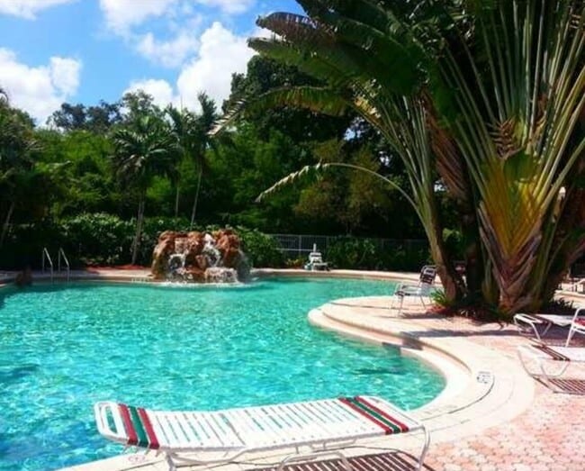 Building Photo - 5580 NW 61st St