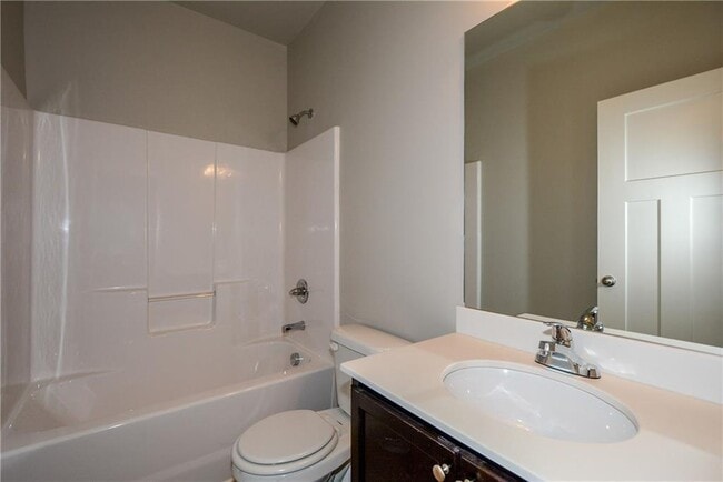 Building Photo - 617 Mimosa Way