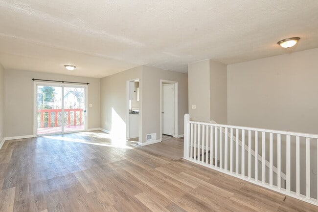 Building Photo - 4691 Big Valley Ct