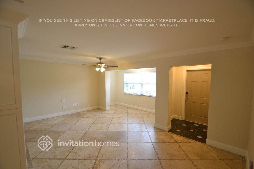 Building Photo - 830 N 10th Ave