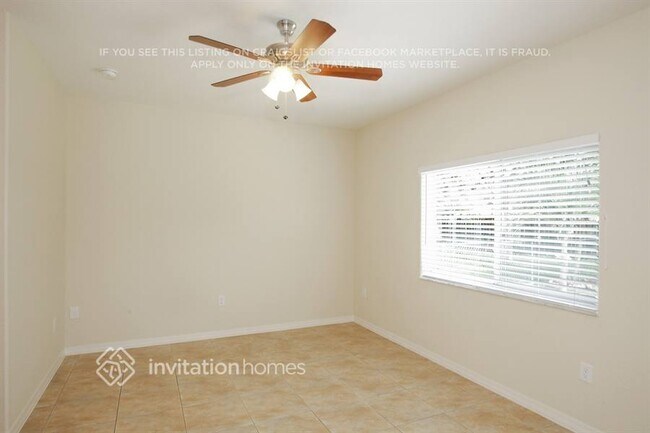 Building Photo - 4633 SW 164th Ct
