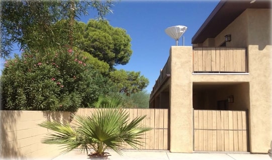 Building Photo - 1741 E Hedrick Dr