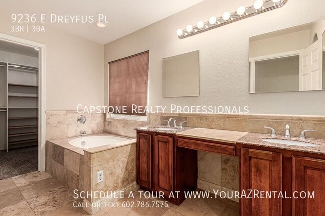 Building Photo - 9236 E Dreyfus Pl