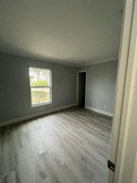 Building Photo - 5111 SW Courtyards Ct