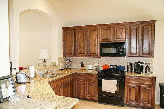 Building Photo - 868 Sierra Brook Ln