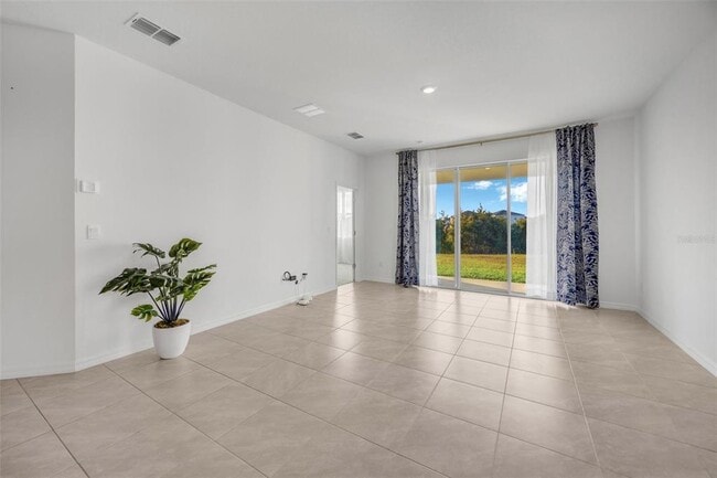 Building Photo - 2555 Bending Bonsai Dr