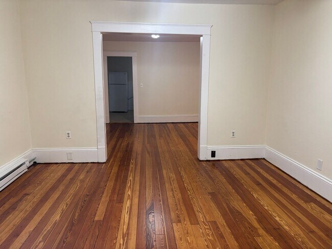 Building Photo - 68-72 Laurel St.