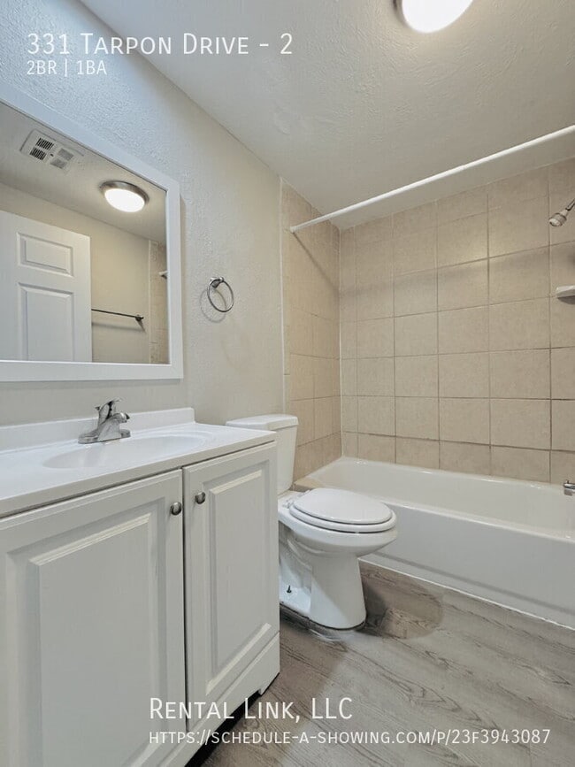 Building Photo - 331 Tarpon Dr