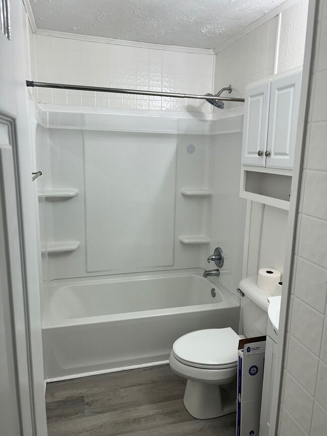 Building Photo - 511 Grey St