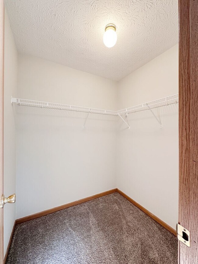 Building Photo - Spacious 2-Bed, 2-Bath Duplex with Attache...